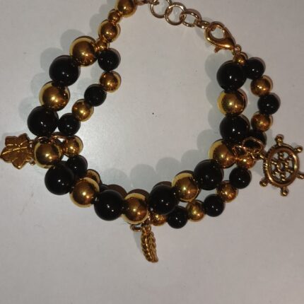 Kolorowa bransoletka z różnorodnych koralików – unikatowy, ręcznie wykonany dodatek